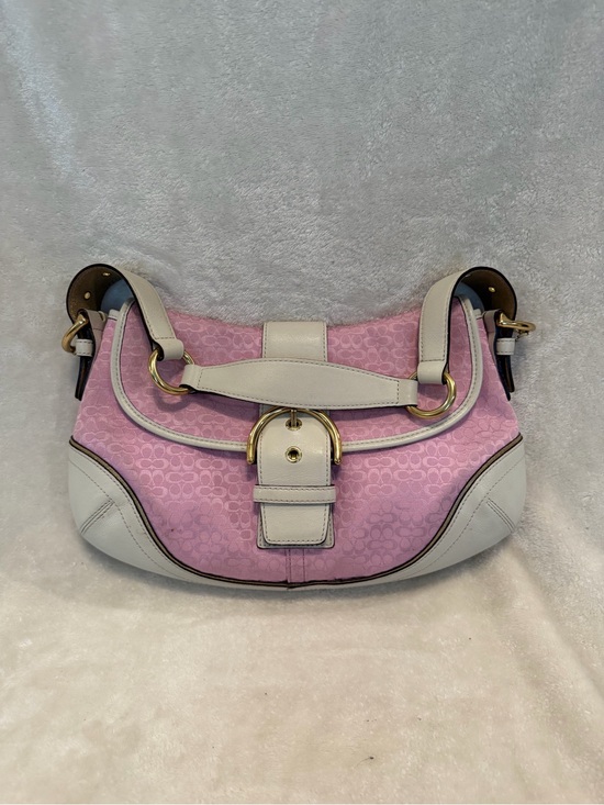 Coach Handbags - Vintage Y2K Coach Pink and Cream Shoulder Bag with Gold Hardware